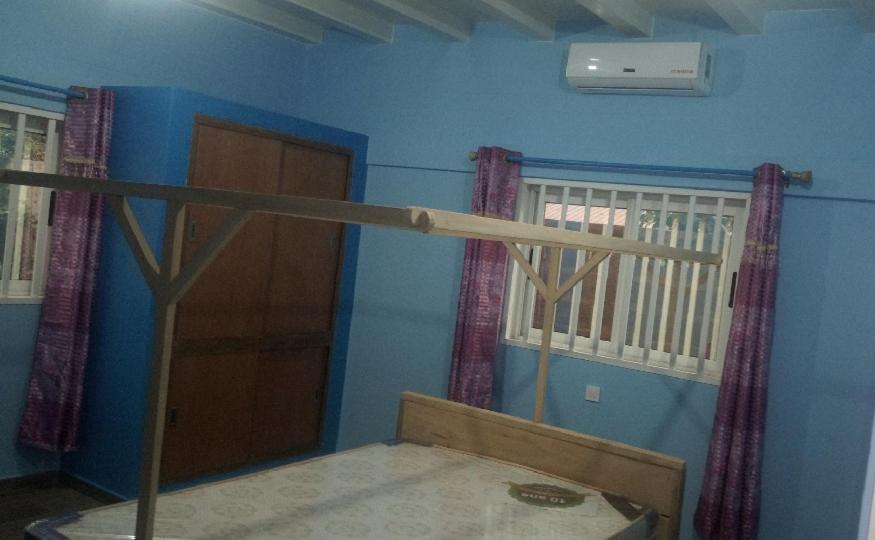 Maison Charlotte Forever Chambre D'Hotes Chez Un Couple Belgo Togolais Lomé Exterior foto